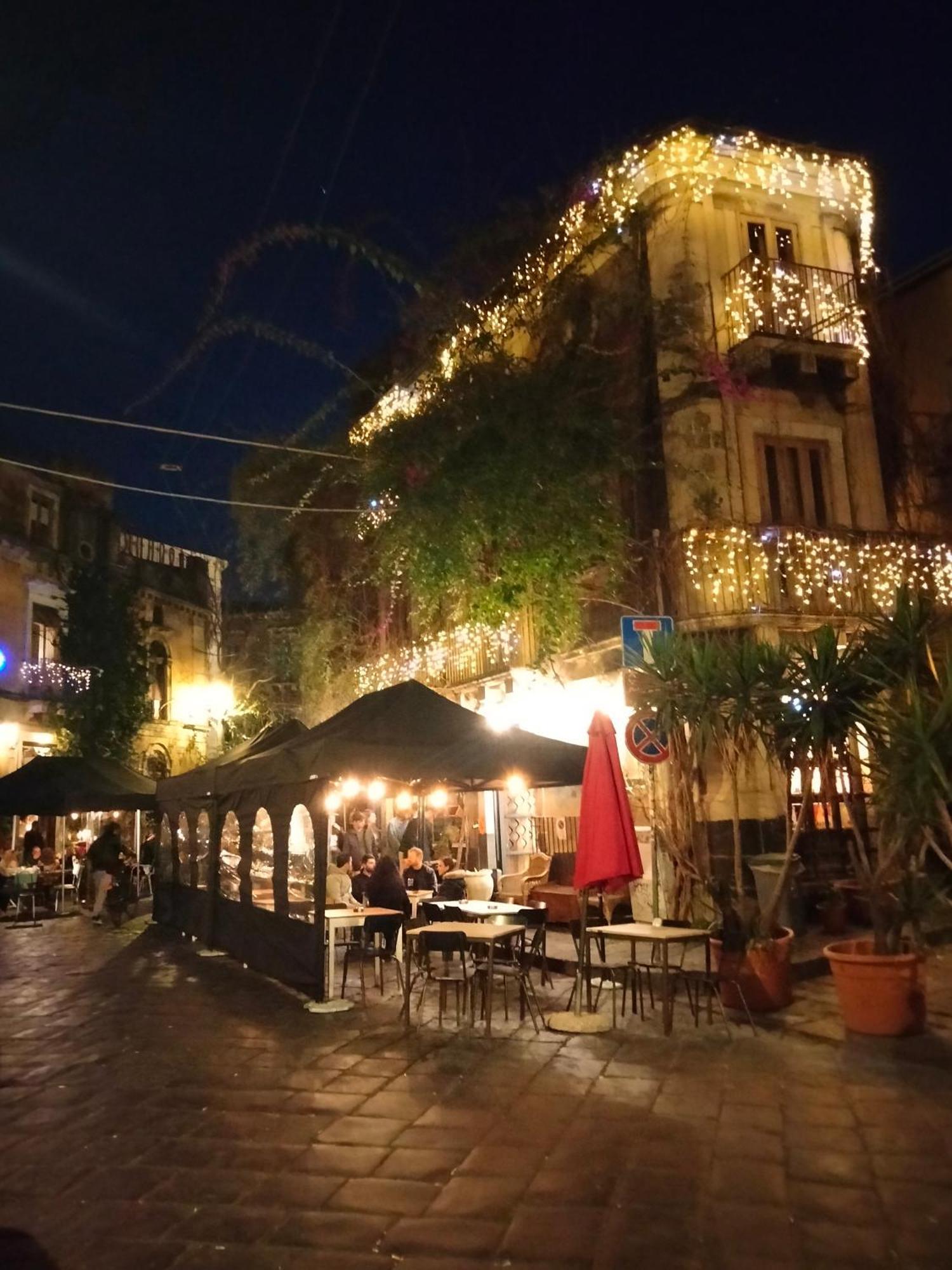 Etna Timeo Central Apartment In Baroque Building Catania Exterior photo