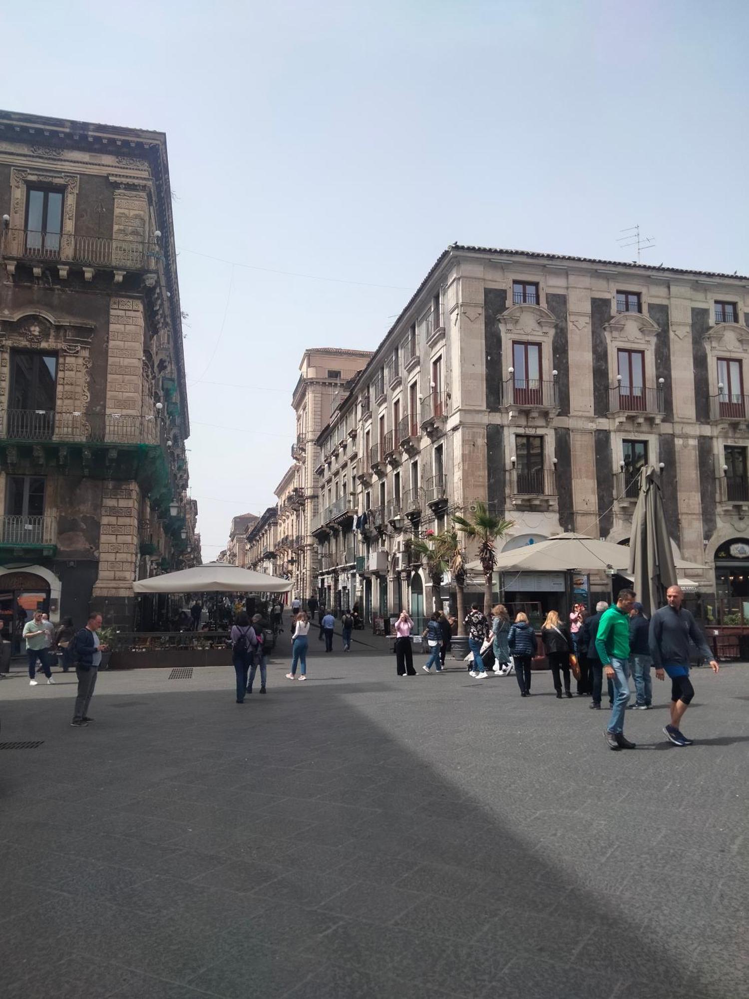Etna Timeo Central Apartment In Baroque Building Catania Exterior photo